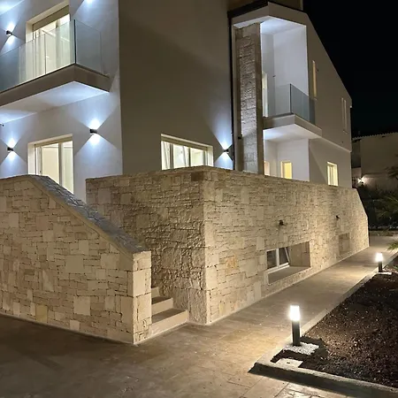 Andrea Luxury Apartament