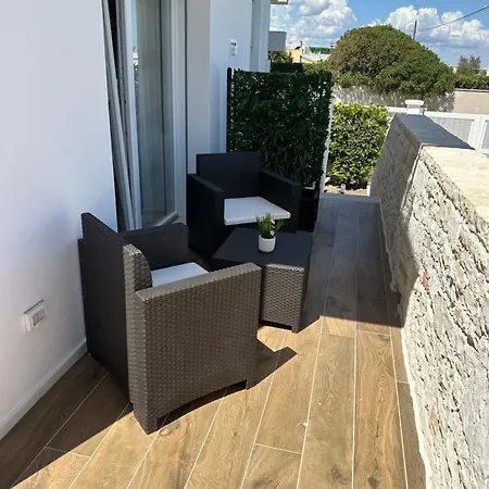 Andrea Luxury Lägenhet Bari